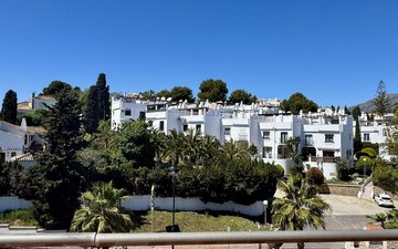 Property slide 48