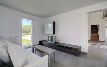 Property slide 34