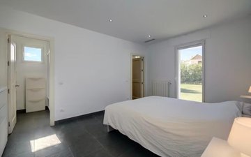 Property slide 39