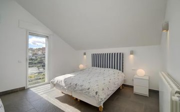 Property slide 46