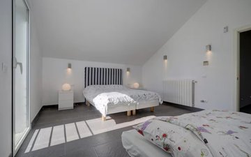 Property slide 50