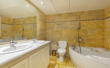 Property slide 20