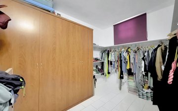Property slide 19