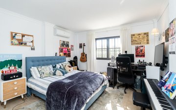 Property slide 19