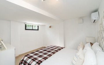 Property slide 49