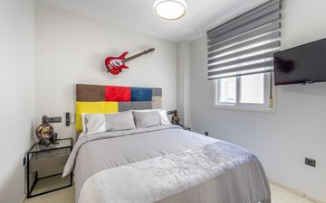 Property slide 18