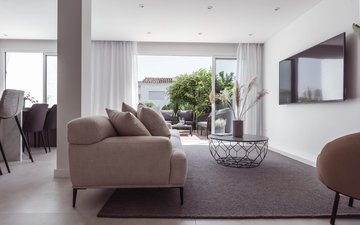 Property slide 40
