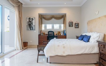 Property slide 25
