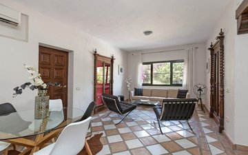Property slide 17