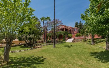 Property slide 44