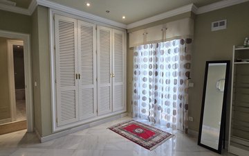 Property slide 48