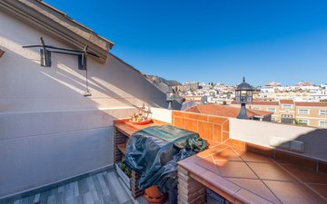 Property slide 33