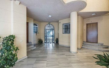 Property slide 48