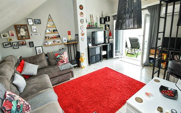 Property slide 16