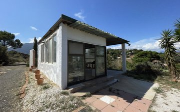 Property slide 16