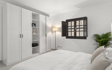 Property slide 22