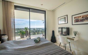 Property slide 59