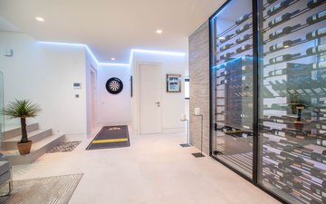 Property slide 77