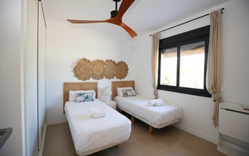 Property slide 20