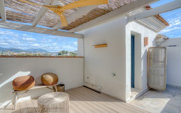 Property slide 21