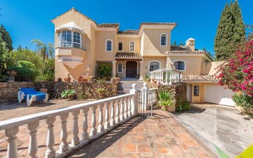 Property slide 10
