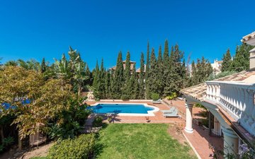 Property slide 18
