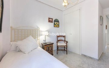 Property slide 25