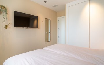 Property slide 24