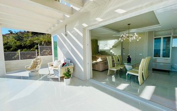 Property slide 24
