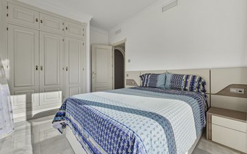 Property slide 17
