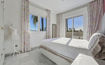 Property slide 18