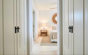 Property slide 18