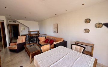 Property slide 16