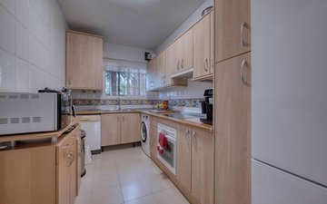 Property slide 10
