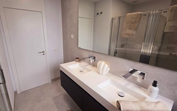 Property slide 30