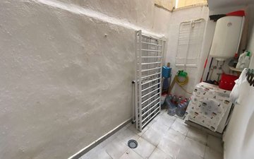 Property slide 15