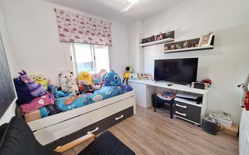 Property slide 20