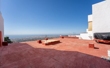 Property slide 21