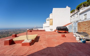 Property slide 22