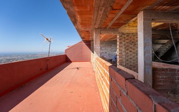 Property slide 27