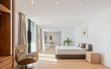 Property slide 10