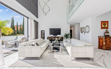 Property slide 18