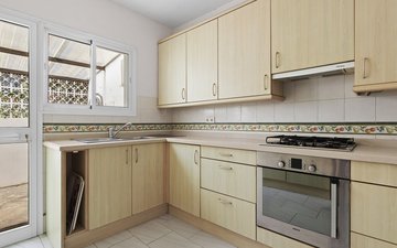 Property slide 15