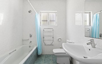 Property slide 18