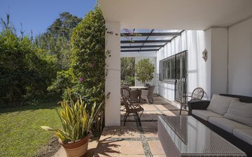 Property slide 22