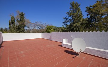 Property slide 25