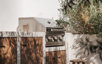 Property slide 32