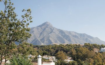 Property slide 60
