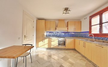 Property slide 17
