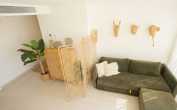 Property slide 20